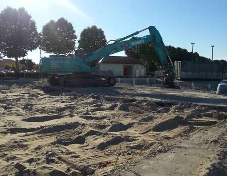 Démolition de la piscine Tournesol à Lesparre-Médoc