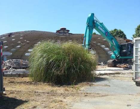 Démolition de la piscine Tournesol à Lesparre-Médoc