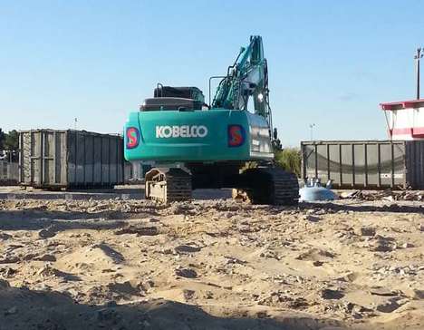 Démolition de la piscine Tournesol à Lesparre-Médoc