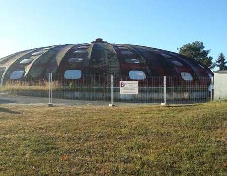 Démolition de la piscine Tournesol à Lesparre-Médoc