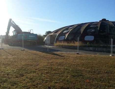 Démolition de la piscine Tournesol à Lesparre-Médoc