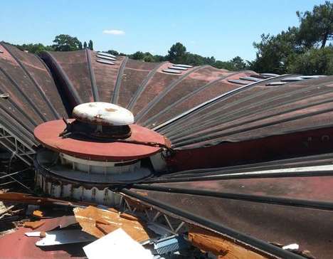 Démolition de la piscine Tournesol à Lesparre-Médoc