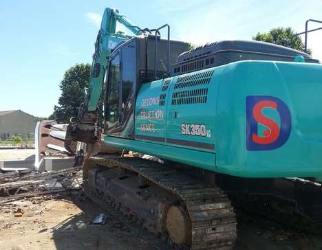 Démolition de la piscine Tournesol à Lesparre-Médoc